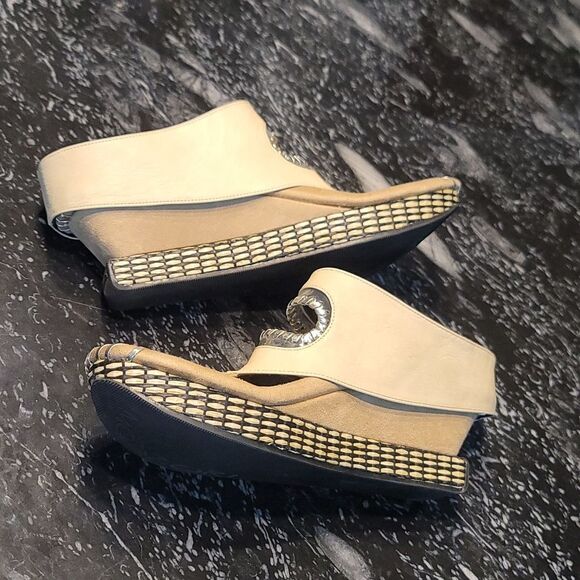 MODZORI WOMEN'S VALENCIA REVERSIBLE VEGAN WEDGE FLIPS SANDAL R3 - Picture 8 of 16